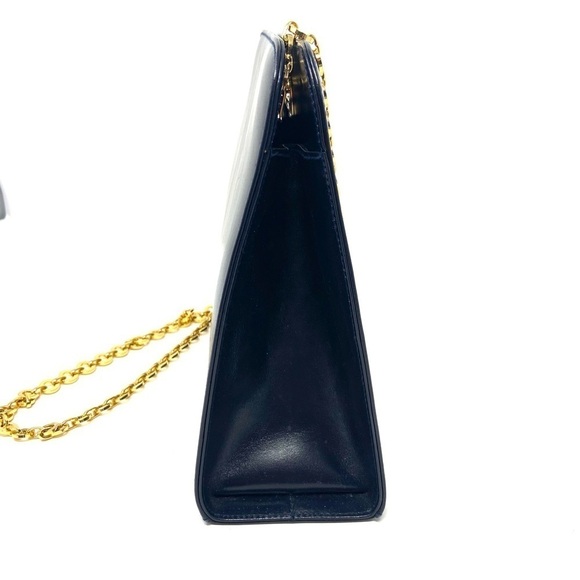 Salvatore Ferragamo Gancini Black Leather Shoulder Bag – Iconic Gold Logo - Picture 7 of 12